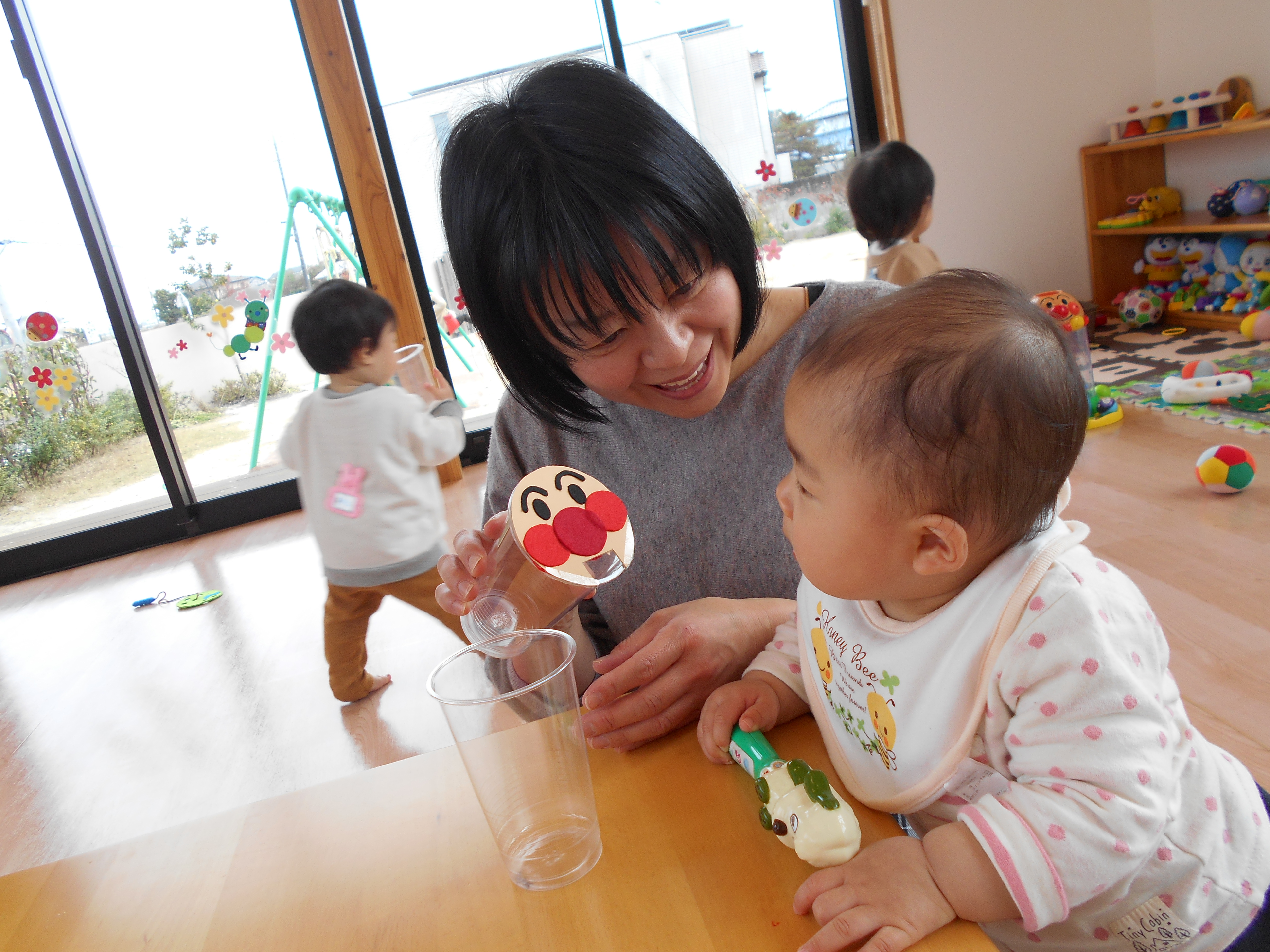 ☆子育て支援11月☆第2回目☆
『季節のおもちゃ、どんぐり落としをつくろう!』