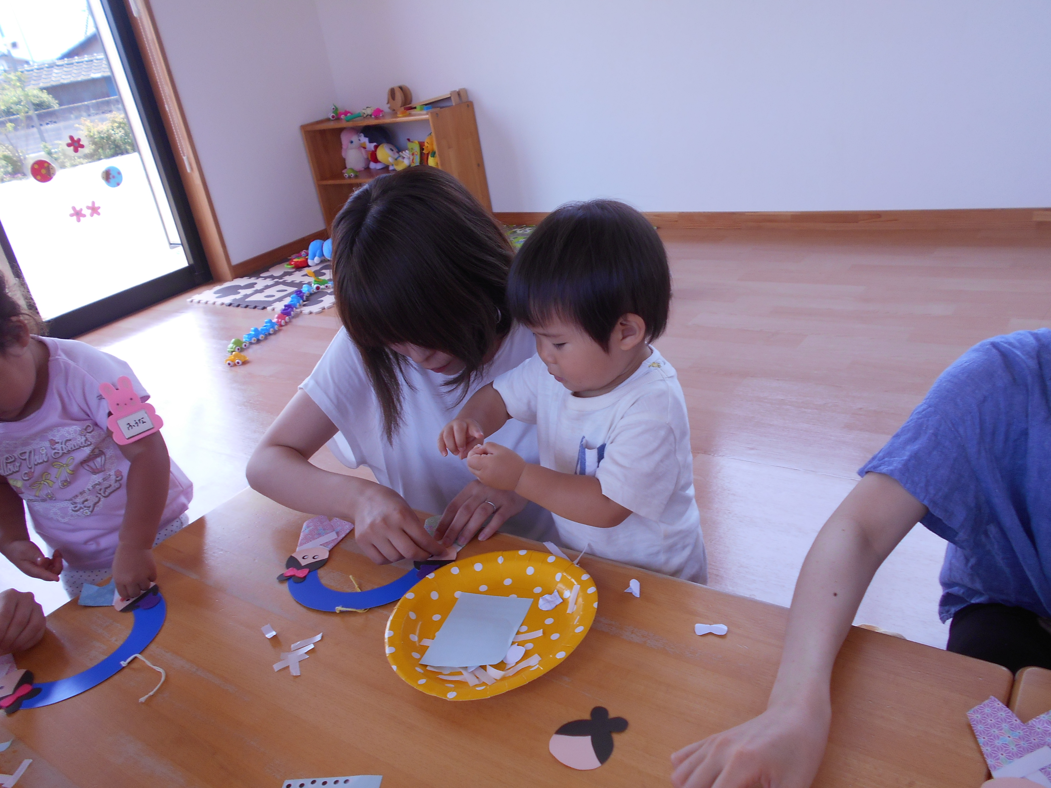 ☆子育て支援6月☆第2回目☆
『☆織り姫・彦星の七夕飾りとちょうちん短冊を作ろう☆』